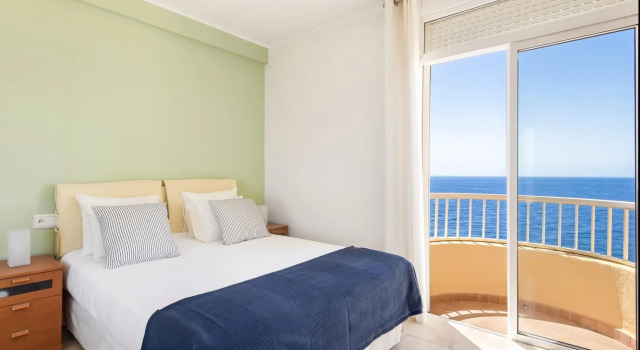 Beachfront triplex with swimming pool parking, Prenota Hotel El Rosario Tenerife