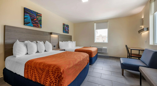 Четырёхместный номер Standard Hotel Mayaguez Plaza, BW Signature Collection