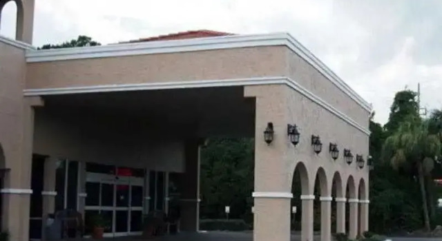 Gainesville Hotel & Conference Center, Rezerwuj Hotel Hotele 3-gwiazdkowe w Gainesville, 3*