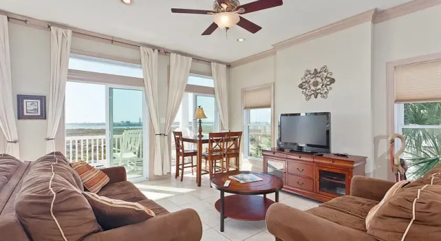 Pirates Paradise by Vacation Rental Pros