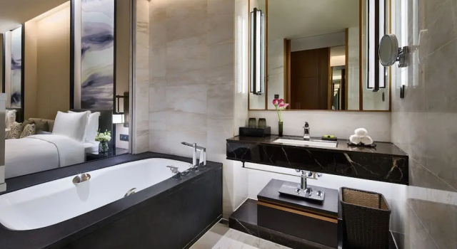 Classic Club Lounge Access Twin room InterContinental Hefei by IHG