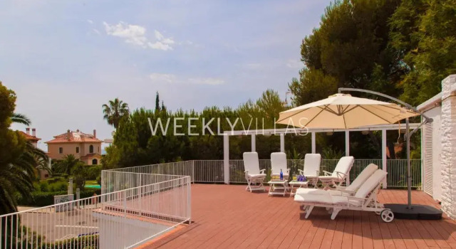 Вилла Villa Sitges Tupinetti Beach at 1 min walk Amaizing Garden and View Center Sitges 5 minutes walk NO NEED CAR