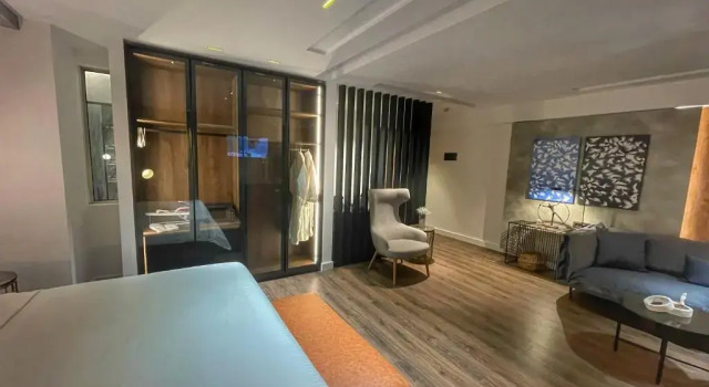 Полулюкс Trokadero Boutique Hotel