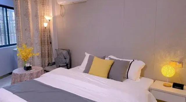 Семейный люкс Huachang Boutique Apartment