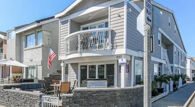 223 34th St A Ocea 3 Bedroom Duplex