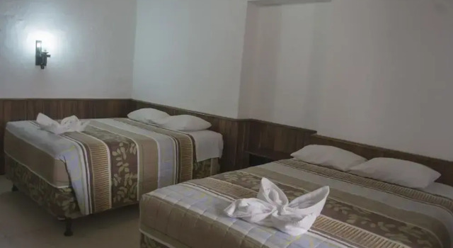 Четырёхместный номер Standard Hotel Ajau Colonial