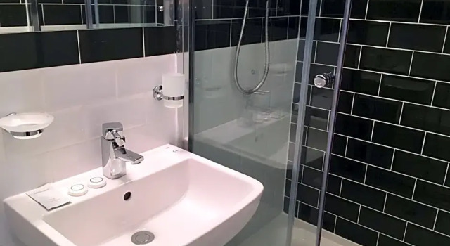 Четырёхместный номер Standard Euro Lodge Clapham