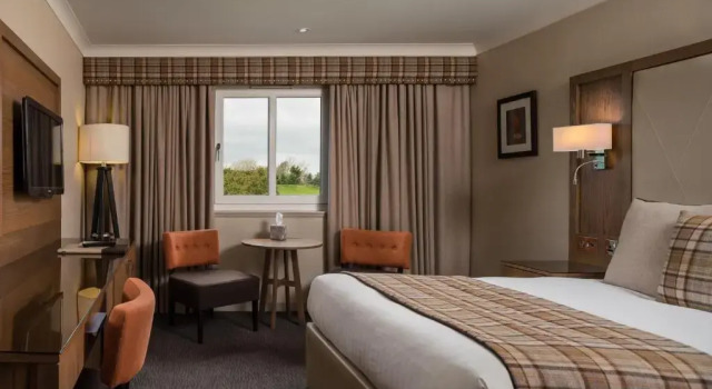 Номер Classic Radstone Hotel