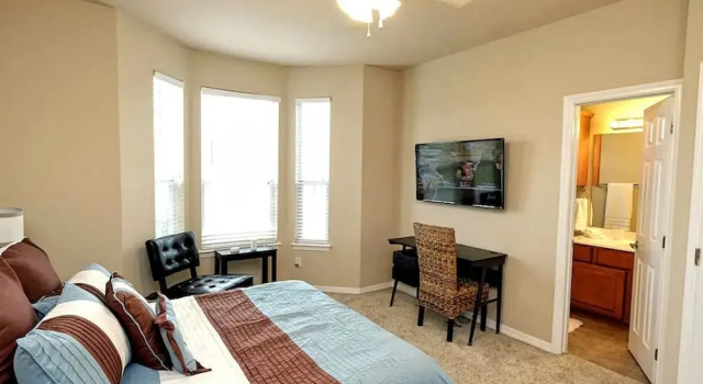 305 Holleman Dr. East  304