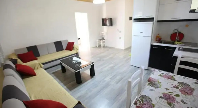 Vila Riza Veliu