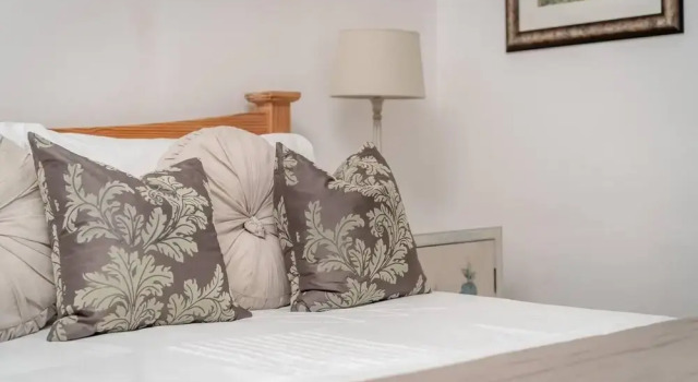 Heavenly Heather Cottage