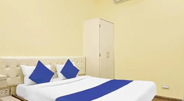 Номер Deluxe FabHotel 24K Inn - Nr. Manipal Hospital