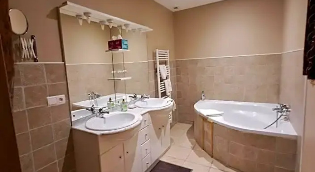 Люкс Deluxe Chambres dhôtes Le Clos Poli
