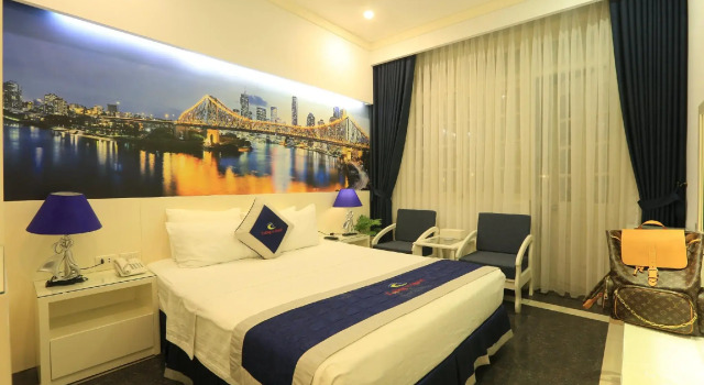 Двухместный номер Standard с балконом и с видом на сад Tuong Vi Hotel