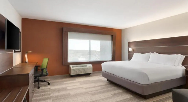 Двухместный номер Standard Holiday Inn Express & Suites Duluth North - Miller Hill by IHG