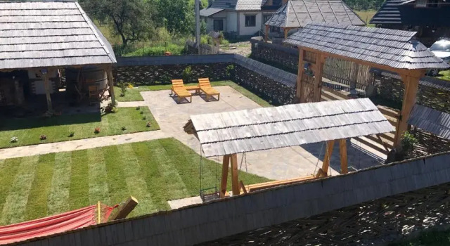 Коттедж с 4 комнатами Casa Colț din Maramureș - Old Traditional House