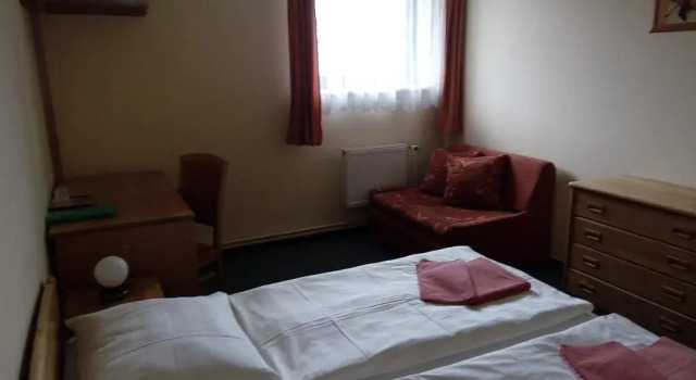 Hotel Aurum Černý Důl, Rezerwuj Hotel Hotele w Kraj hradecki ze śniadaniem, Śniadanie