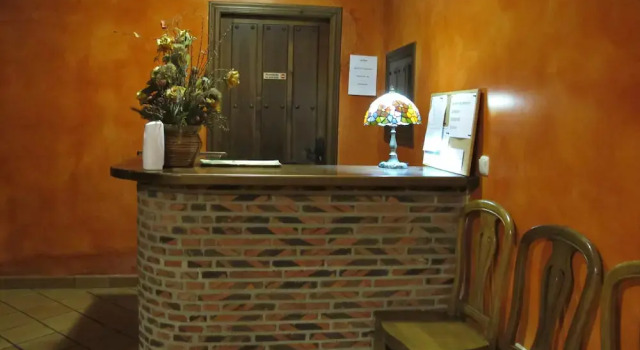Hotel Rural Hojaranzos