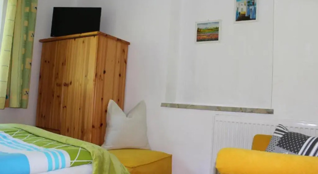 Апартаменты с 2 комнатами с балконом и с видом на горы Ferienwohnung Schnell