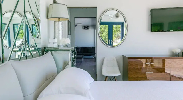Breathtaking 2 Bedroom Westhampton Beach House Apts, Забронировать Апартаменты/квартира Апартаменты The Hamptons, Апартаменты/квартира