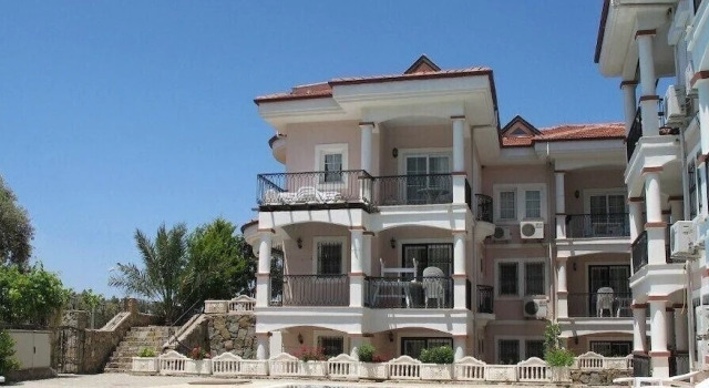 Villa ALC2 by JoyLettings