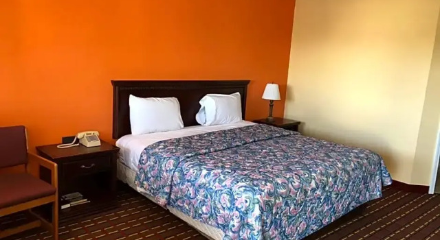 Dogwood Park Inn, Book Hotel Springfield Ozark, nær Pythian Castle