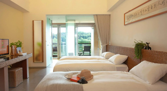 Трёхместный номер Standard Luminous Hot Spring Resort & SPA