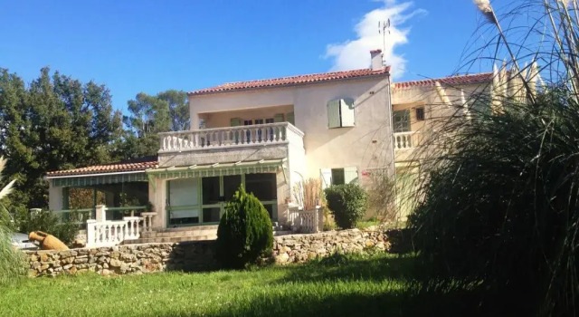 Апартаменты La Bastide de lIssole