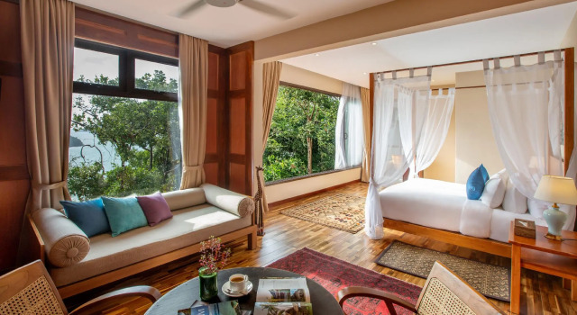 Ambong Pool Villas