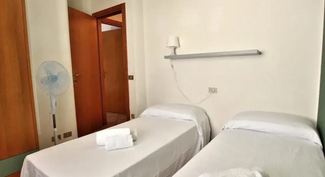 Pop Art Apartment - Sleeps 6 in Torri del Benaco Downtown