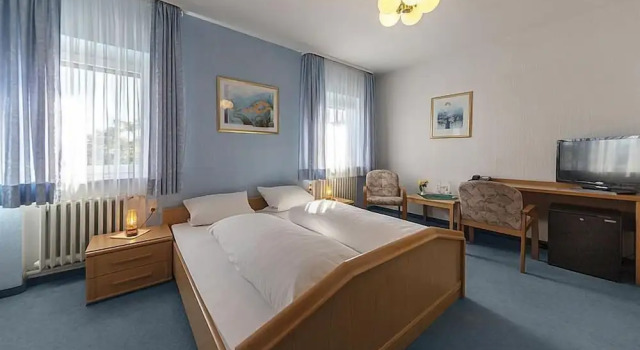 Hotel Bergfried, Reservar Hotel Waldenburg Swabian Forest