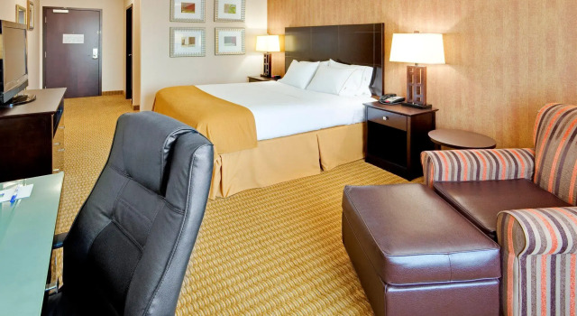 Номер Standard Holiday Inn Express Hotel & Suites Lebanon by IHG