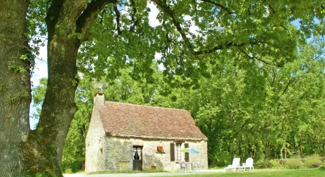 Коттедж Comfort c 1 комнатой Quaint Home in Berbiguières, Valley of the Castles at 15min