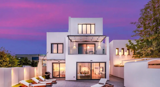 Blue Harmony Luxury Villas