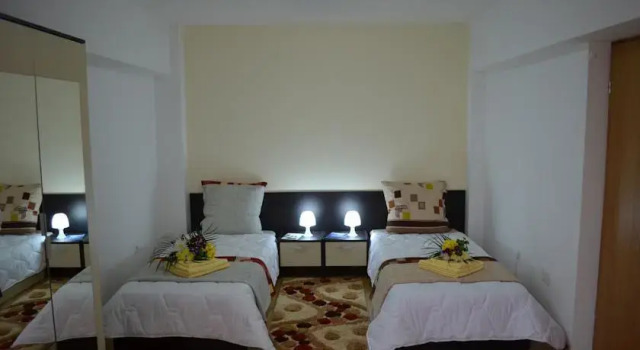 Central House Apartments Bacau, Rezerwuj Apartament Bacau Carpathians - Romania