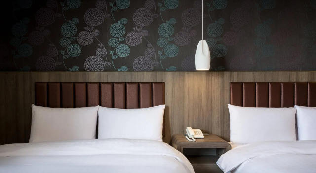 Jung Zaw Hotel