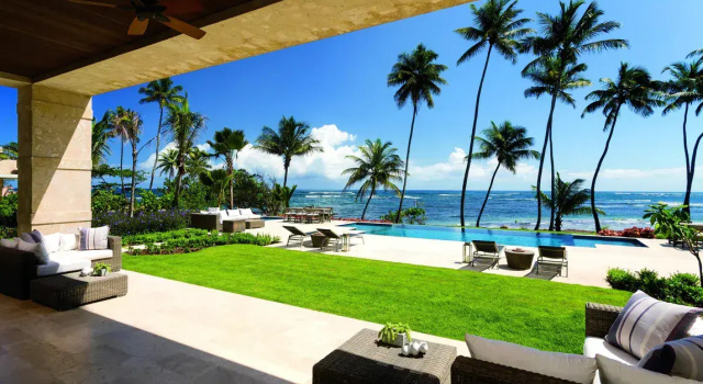 Коттедж с 5 комнатами с балконом и oceanfront Residences at Dorado Beach, a Ritz-Carlton Reserve