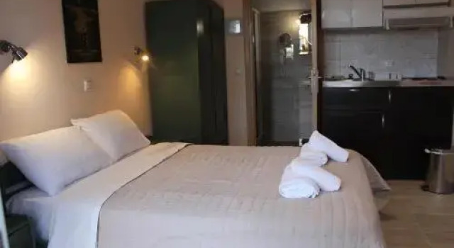 Theodora Studios & Apartments, Забронировать Апартаменты/квартира Апартаменты Скал, рядом с Пляж Скала, Апартаменты/квартира