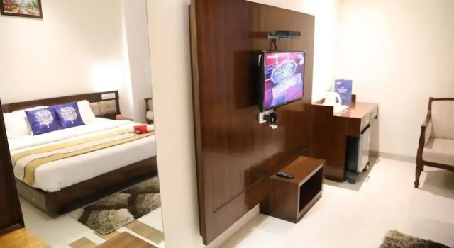 Oyo Rooms Vip Road Zirakpur, Varaa Hotelli Zirakpur Haryana