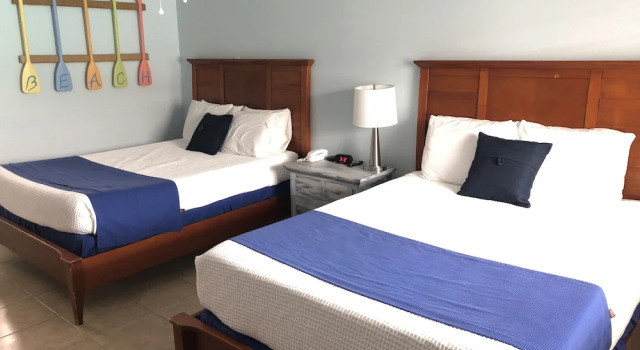 Четырёхместный номер Standard Beachgate CondoSuites and Oceanfront Resort