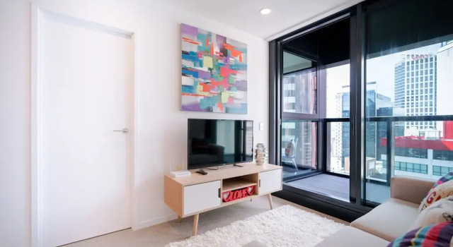 Auckland CBD Brand New 2 BDR Apartment