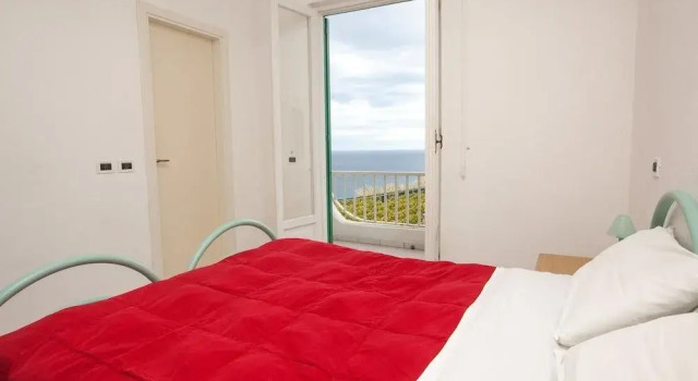 Paradise Beach Hostel, Book Hostel / Vandrerhjem Hostels i Forio d'Ischia, Hostel / Vandrerhjem
