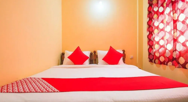 OYO 22418 Frank Rooms, Prenota Hotel Baga 