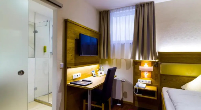 Номер Standard Hotel Asemann Planegg