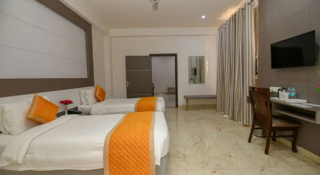 Люкс Hotel Jataka Inn