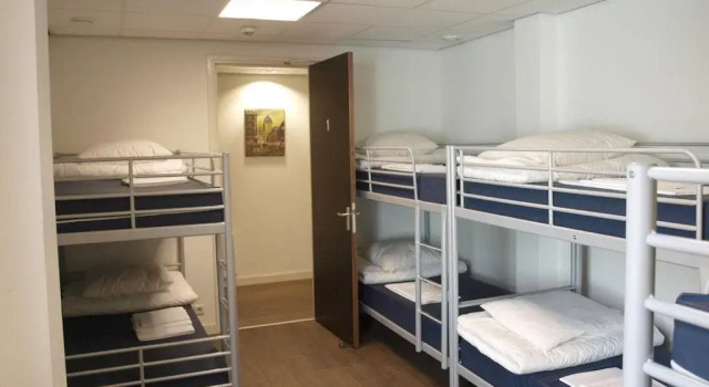 3BE Backpackers Bed & Breakfast Eindhoven, Забронировать Отель Эйндховен - центр города Эйндховен, рядом с Казино Holland Casino в Эйндховене