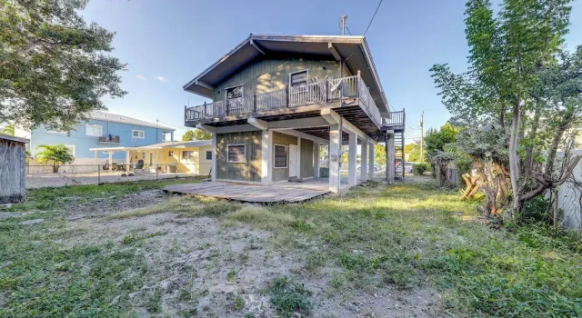 Апартаменты Half Mi to Marina: Apt w/ Pool Access in Key Largo