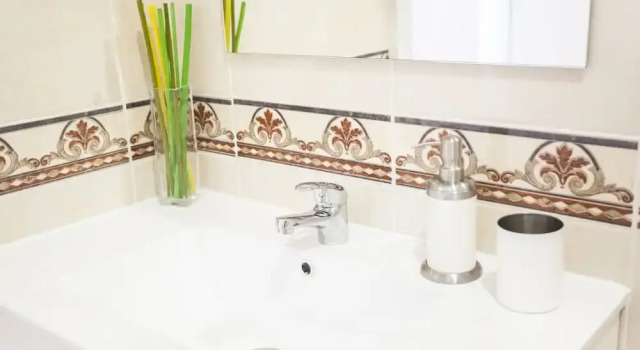 Апартаменты с 4 комнатами Central & Cosy Apartment