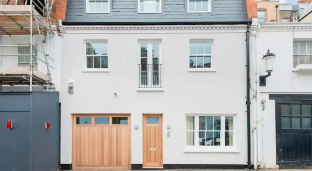 Beautiful 4bed Mews Home - Belgravia Knightsbridge, Забронировать Дом для отпуска Виллы Лондона, рядом с Военный погибшим солдатам из Австралии, Вилла