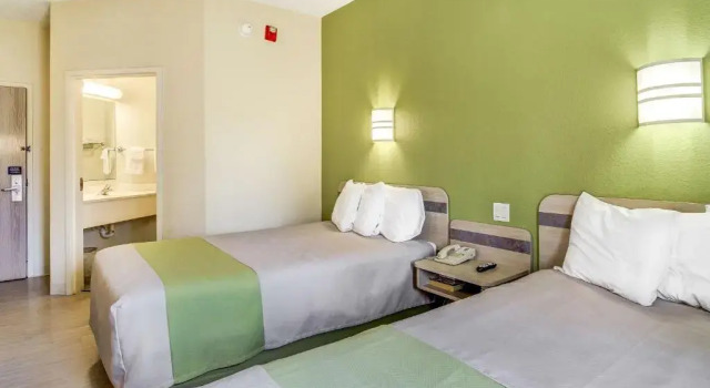 Четырёхместный номер Standard Motel 6-Medina, OH - Cleveland